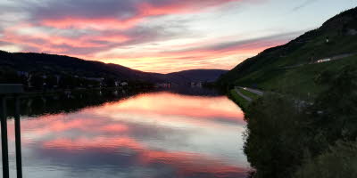 Sonnenutergang an der Mosel